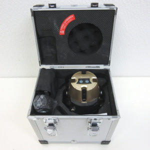 タジマ レーザー墨出し器 GT2bZiのケース付き買取写真
